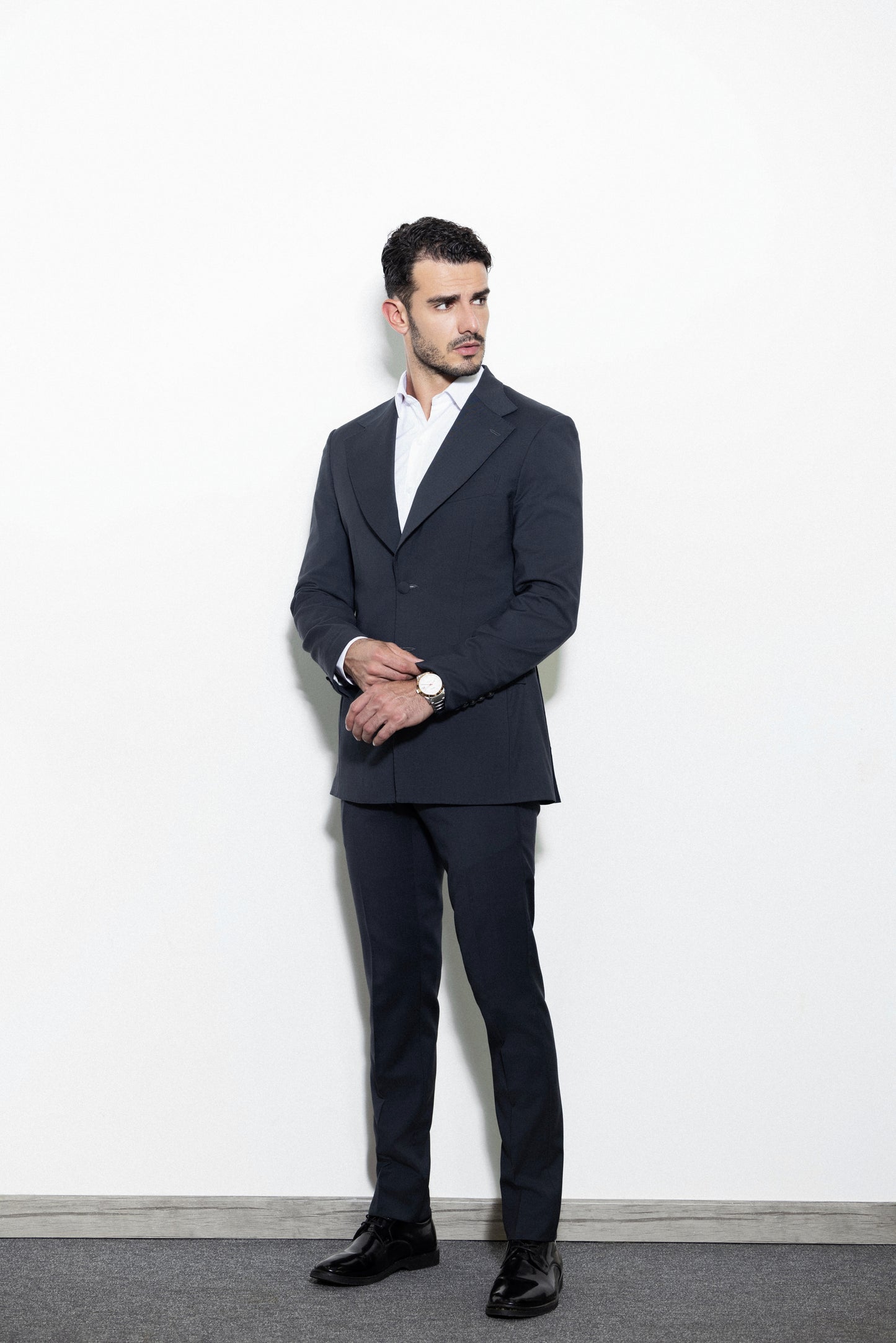 Slim-fit Grey notched lapel suit