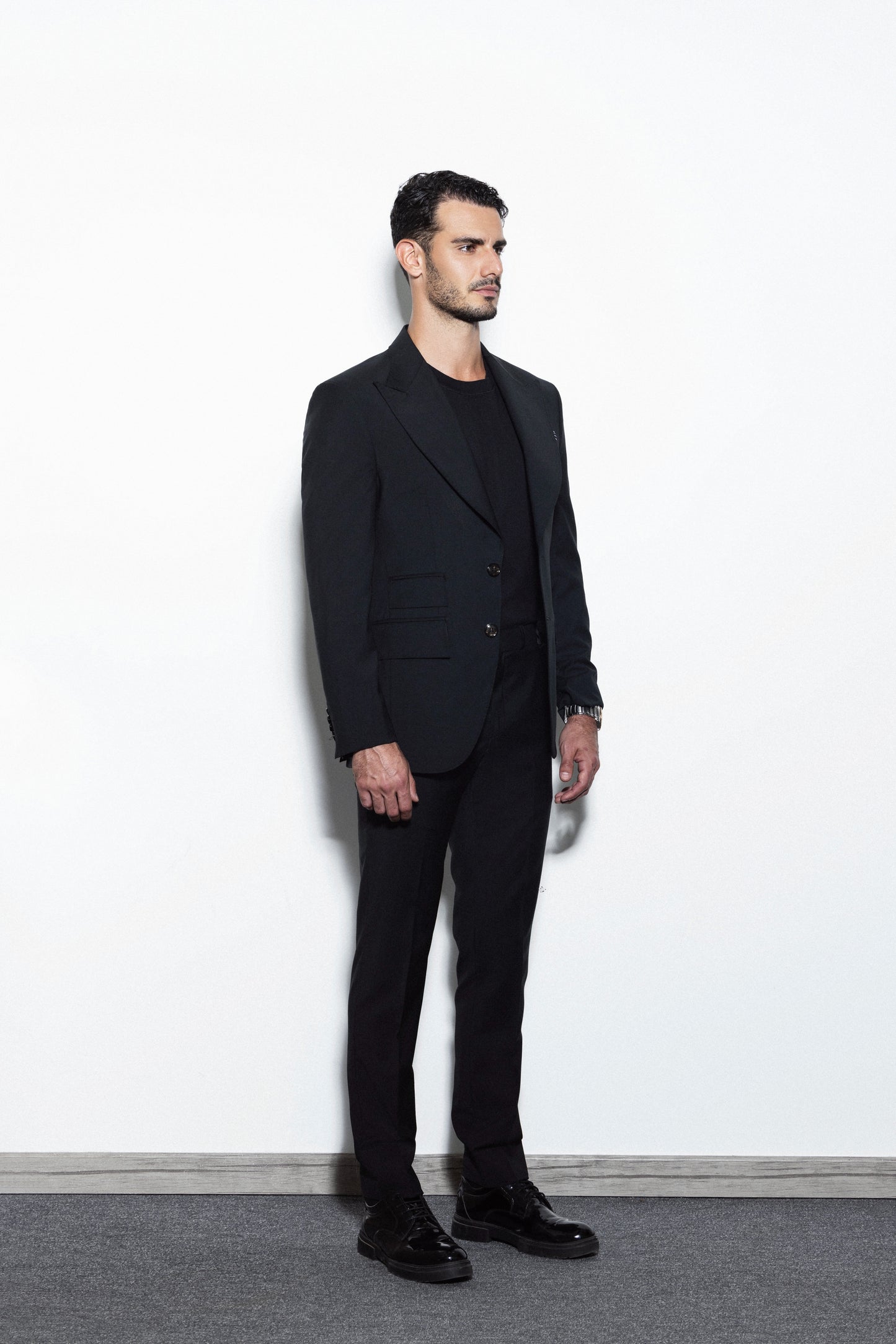 Slim-fit Black single breasted suit